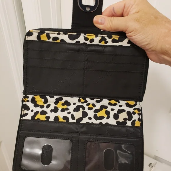 Vera Bradley Large Black Quilted Turnlock Close Wallet, Preppy, Versatile - Picture 7 of 12